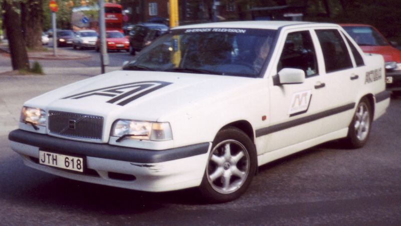 File:Aktuelltvolvo 2000 cropped.jpg