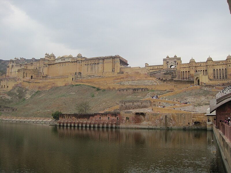 File:Amer Fort, Jaipur 2015-04-12 Devyansh1.jpg