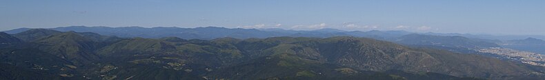 Panorama dell'Appennino ligure dal Bric del Dente, nei pressi del Passo del Faiallo