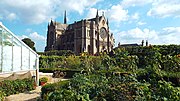 Thumbnail for File:Arundel Castle gardens and Arundel Cathedral - geograph.org.uk - 3638427.jpg