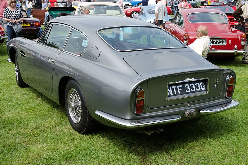 File:Aston Martin DB6 (1968).jpg