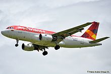 Avianca Airbus A319 (5882733172).jpg