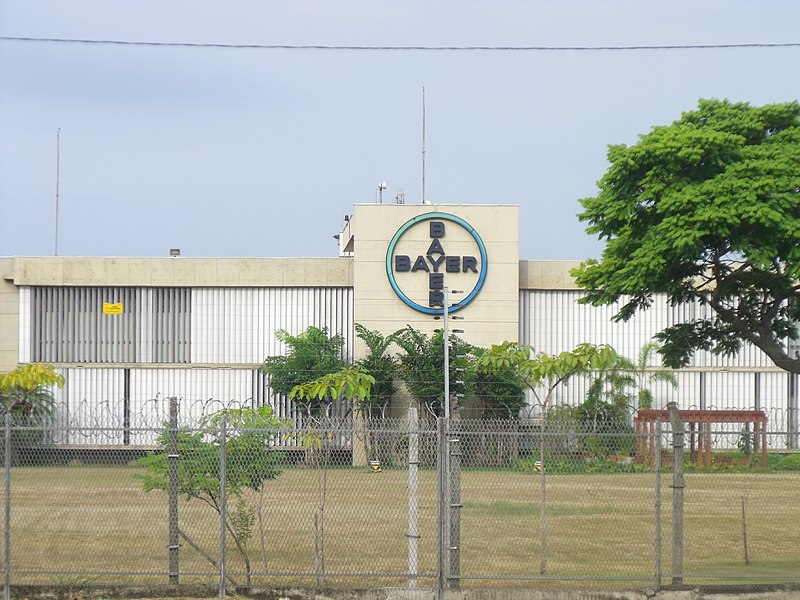 File:Bayer Belford Roxo.jpg