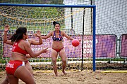 Deutsch: Beachhandball bei den Olympischen Jugendspielen 2018; Tag 6, 11. Oktober 2018; Mädchen, Platzierungssspiel Ränge 11-12 – Amerikanisch Samoa-Mauritius 2:1 English: Beach handball at the 2018 Summer Youth Olympics at 11 October 2018 – Girls Placement Match 11-12 – American Samoa-Mauritius 2:1