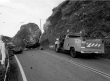 Rockslide on Highway 1 near the San Luis Obispo County line on February 18, 1994 Big Sur landslide Feb 1994.png