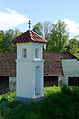 Čeština: Boží muka ve vsi Březina (součást obce Hořepník), okres Pelhřimov, kraj Vysočina. English: Wayside shrine in the village of Březina, municipality of Hořepník, Pelhřimov District, Vysočina Region, Czech Republic.