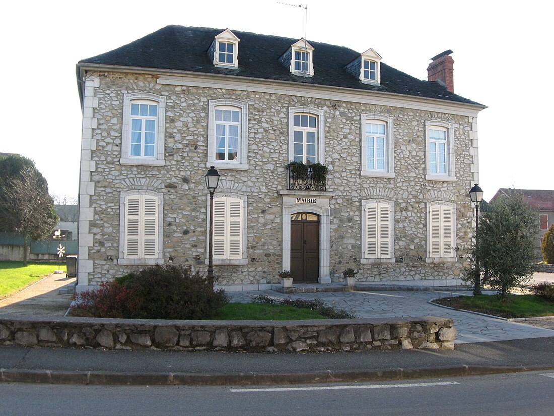 File:Buzy mairie.JPG