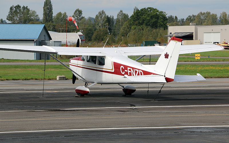 File:C-FNZD (21136567013).jpg