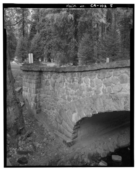 File:CONSTRUCTION DETAIL SHOWING CONCRETE FOOTINGS AND ROCK WORK OF SW CORNER. - Yosemite Creek Bridge, Spanning Yosemite Creek on Northside Drive, Yosemite Village, Mariposa County, HAER CAL,22-YOSEM,23-5.tif