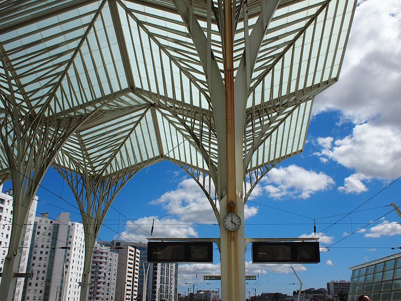 File:CP Oriente Station (14211681900).jpg