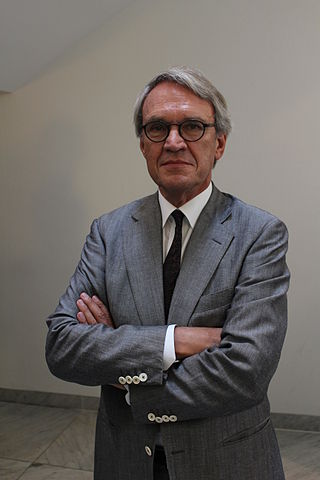 <span class="mw-page-title-main">Cees Renckens</span> Dutch physician (born 1946)