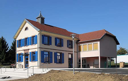 Charmois, Mairie école