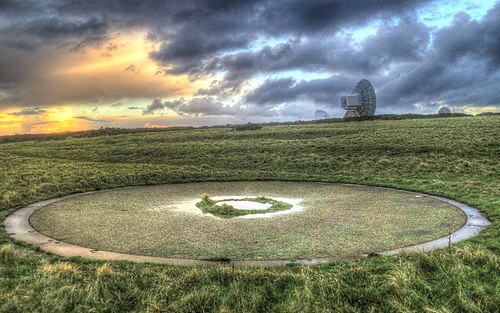 Cleave Camp, old gun emplacement and dish, December 2013.jpg