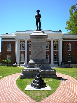 Confederate Statue, Surry, Virginia.jpg