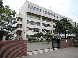 習志野市立第一中学校