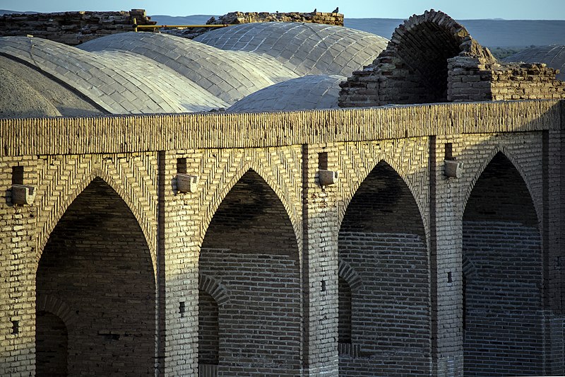 File:Deire Gachin Caravansarai - Sasanian dating - Iran. Qom Province - Dayr-e Gachin 49.jpg