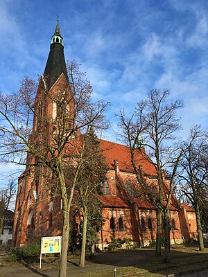 Dorfkirche Eichwalde Südwestansicht.jpg