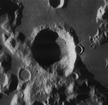 Lunar Orbiter 4 image Eimmart crater 4191 h3.jpg