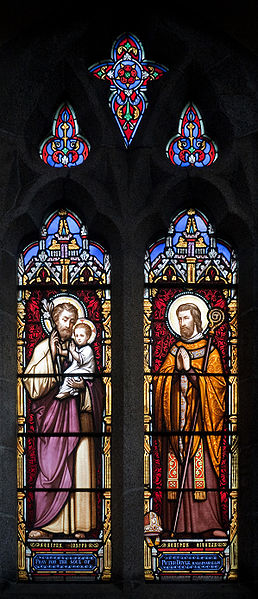 File:Enniscorthy St. Aidan's Cathedral East Aisle Fifth Window Saints Joseph and Aidan 2009 09 28.jpg