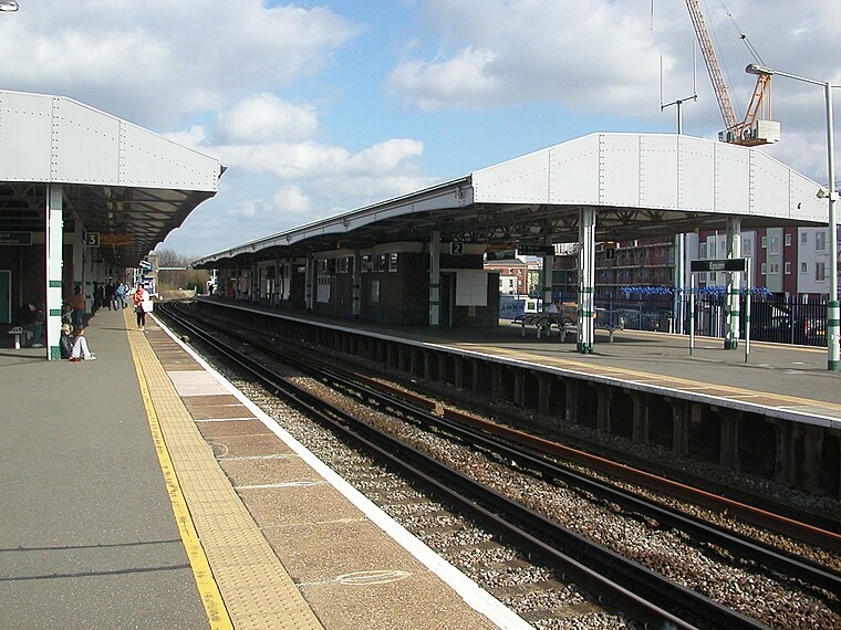 Epsom railway station