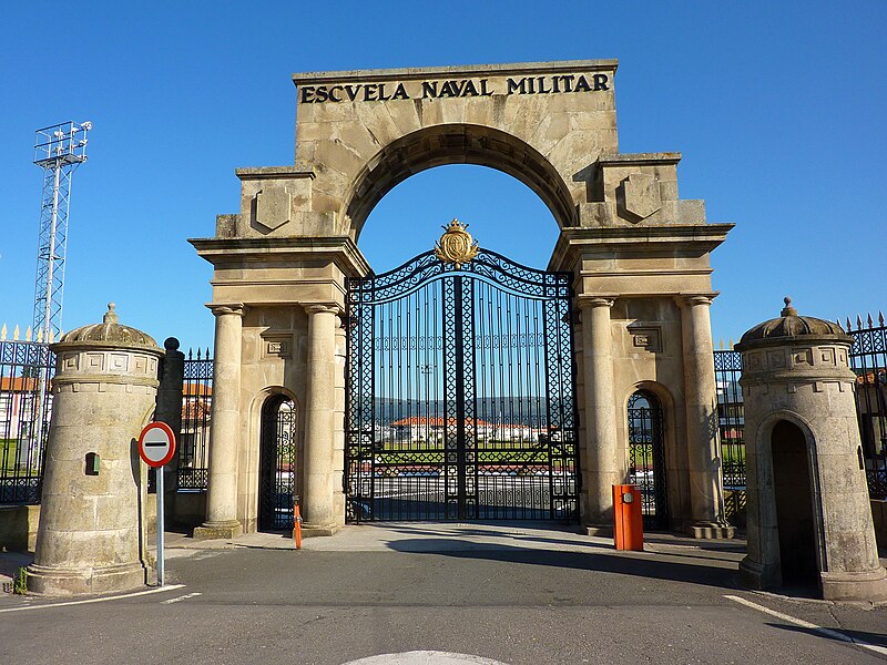 File:Escuela Naval Militar.JPG