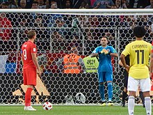 Kane, intronisé capitaine par Southgate, ici face à la Colombie[2].