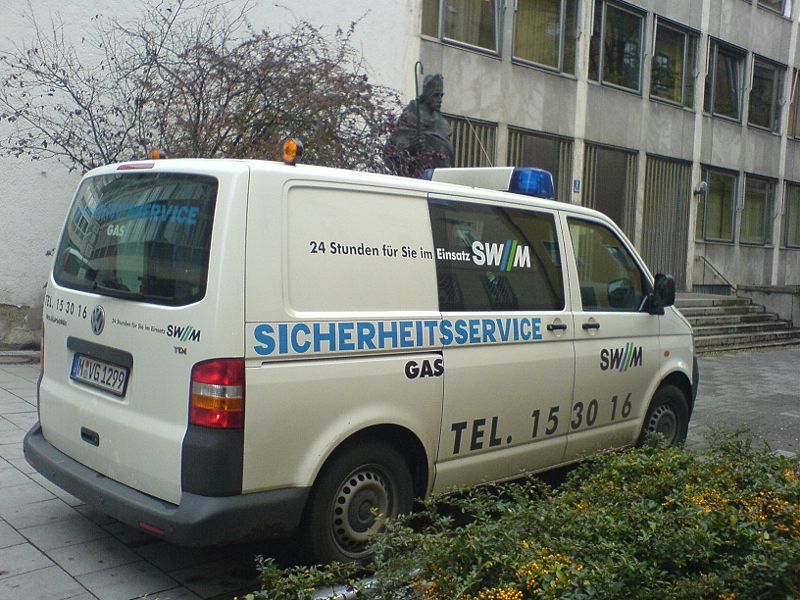 File:Fahrzeug SWM - Sicherheitsservice Gas.JPG