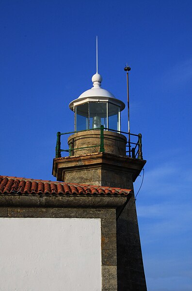 Archivo:Faro de Monte Louro, Louro, Muros.jpg