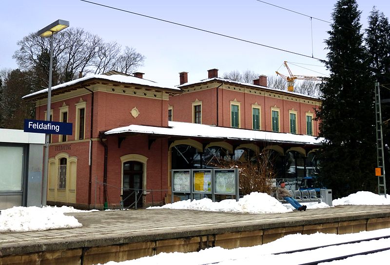 File:Feldafing, Bahnhof.01.jpg