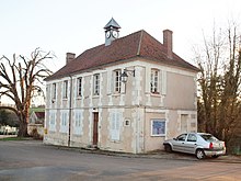 Ang Town Hall sa mga vonenay-sous-zonesnes