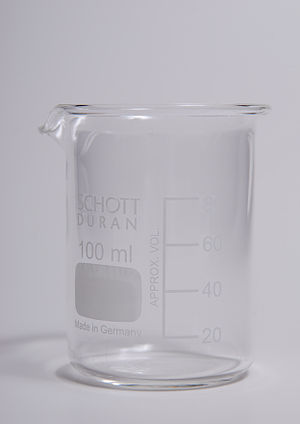 Glass 100ml beaker.jpg