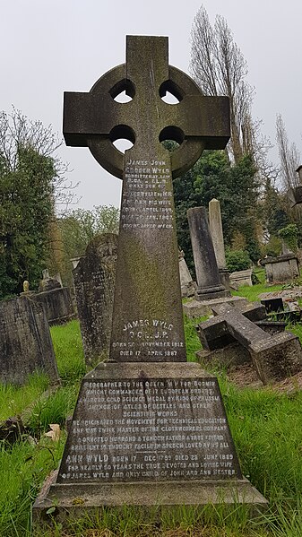 File:Grave of James John Cooper Wyld, his father James Wyld and his mother Ann Wyld at Kensal Green Cemetery, April 2019.jpg