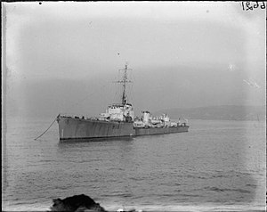 HMS Sabre FL18531.jpg