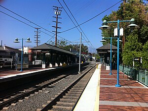 HSY- Los Angeles Metro, South Pasadena, Platform View.jpg