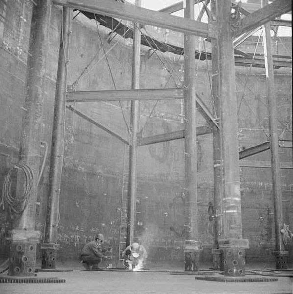 File:Hanford waste tank.jpg