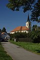 Čeština: Pohled ke kostelu ve vesnici Hartvíkov English: View of the church in the village of Hartvíkov