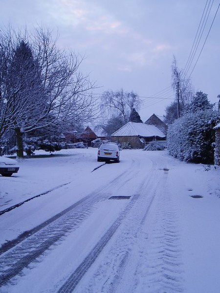 File:Hough Road, Frieston - geograph.org.uk - 359680.jpg