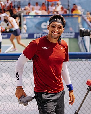 <span class="mw-page-title-main">Jay Devilliers</span> French professional pickleball player