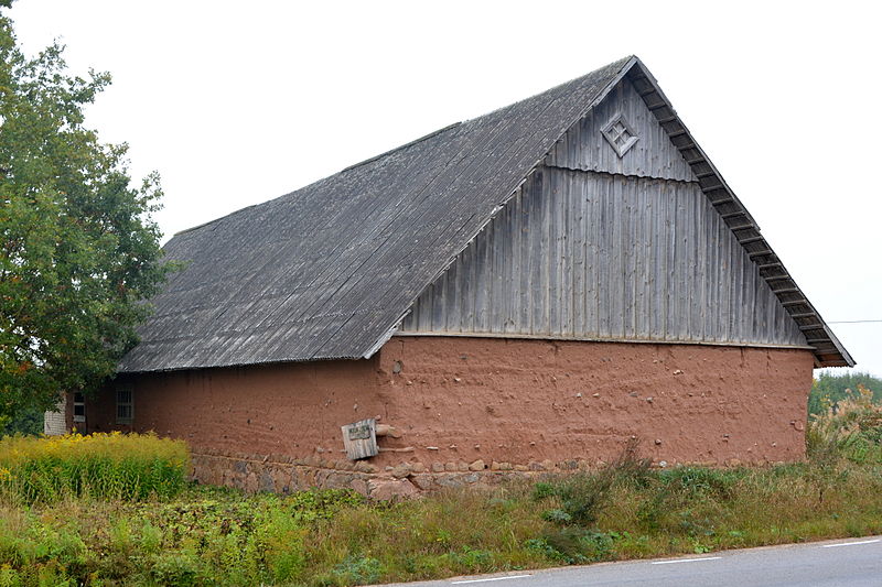 File:KärsaKõrtsiLaut.JPG