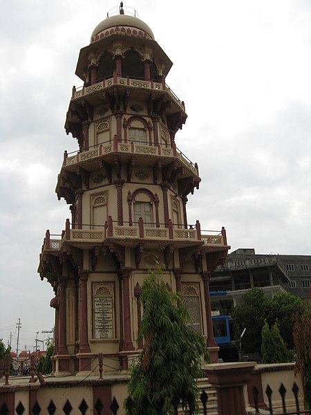 File:Kirtistambh of Palanpur Gujarat.jpg