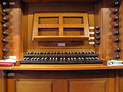 Console de l'orgue