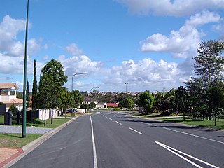 <span class="mw-page-title-main">Heritage Park, Queensland</span> Suburb of Logan City, Queensland, Australia