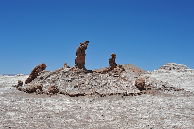 File:Las tres marias (31740899197).jpg