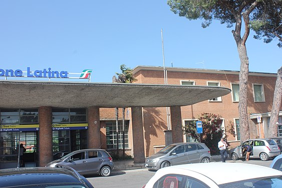 Latina railway station