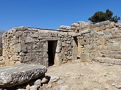 Bâtiment près de l'agora.