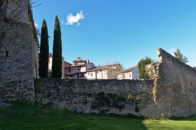 Français : Rempart de Lautrec, Tarn, France. English: City defensive wall of Lautrec (Tarn, France)