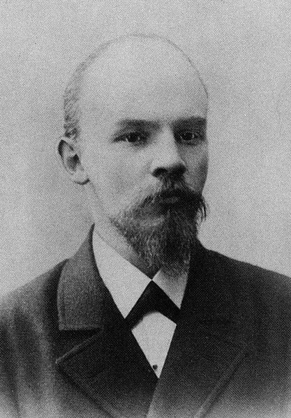 File:Lenin, 1900 (Photo by Y.Mebius) (cropped).jpg