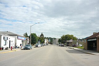 <span class="mw-page-title-main">Lumsden, Saskatchewan</span> Town in Saskatchewan, Canada