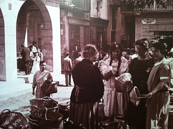 Women in the old market.