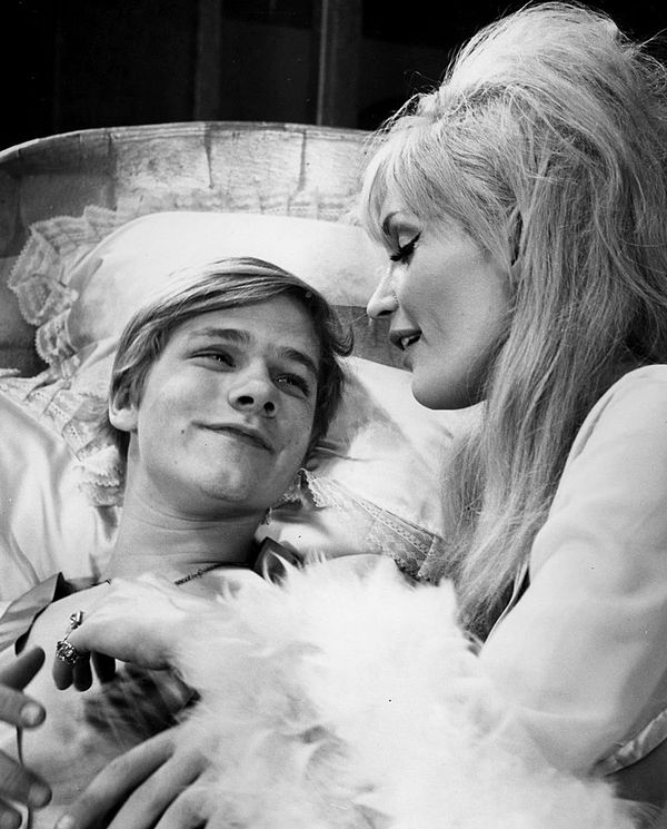 Cowles and Jennifer West in the play Malcolm in 1966.